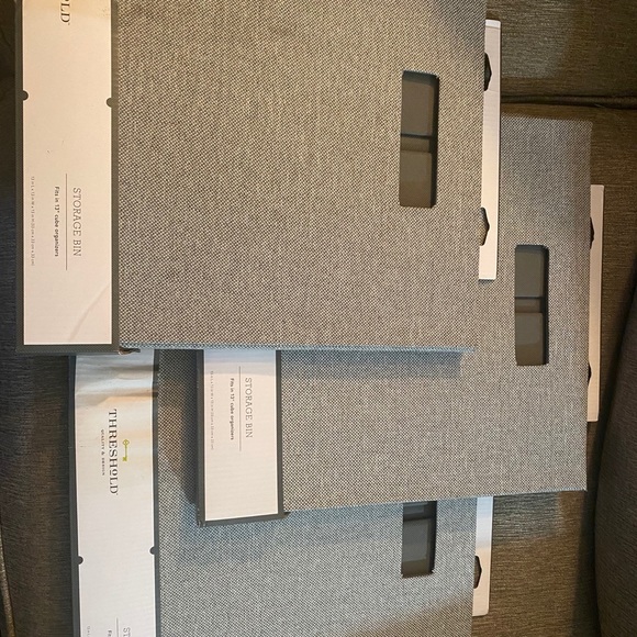 Storage bin - Picture 2 of 3